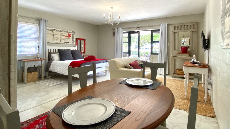 6 Bedroom Property for Sale in Jacobsbaai Western Cape